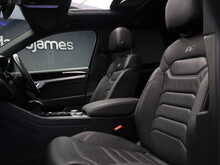 Volkswagen Touareg TSI V6 Black Edition - U12462