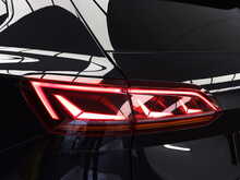 Volkswagen Touareg TSI V6 Black Edition - U12462