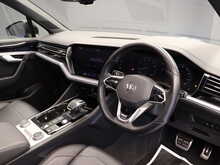 Volkswagen Touareg TSI V6 Black Edition - U12462