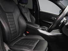 BMW 3 Series M340i MHT - U12483