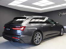 Audi A6 Avant TDI Black Edition - U12563