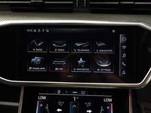 Audi A6 Avant TDI Black Edition - U12563