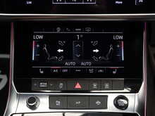 Audi A6 Avant TDI Black Edition - U12563