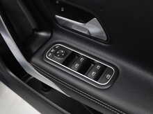 Mercedes-Benz CLA CLA35 AMG - U12614