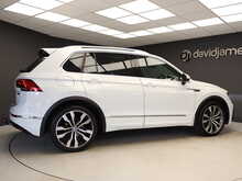 Volkswagen Tiguan TSI BlueMotion Tech R-Line - U12633