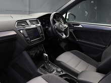 Volkswagen Tiguan TSI BlueMotion Tech R-Line - U12633