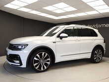 Volkswagen Tiguan TSI BlueMotion Tech R-Line - U12633