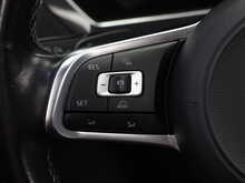 Volkswagen Tiguan TSI BlueMotion Tech R-Line - U12633