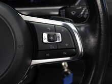 Volkswagen Tiguan TSI BlueMotion Tech R-Line - U12633