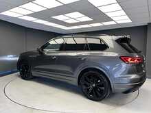 Volkswagen Touareg TSI V6 Black Edition - U12643