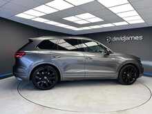 Volkswagen Touareg TSI V6 Black Edition - U12643