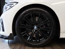 BMW 3 Series 330i M Sport - U12659