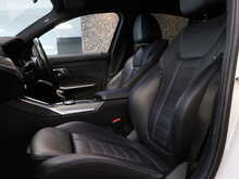 BMW 3 Series 330i M Sport - U12659