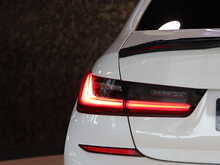 BMW 3 Series 330i M Sport - U12659