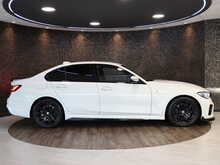 BMW 3 Series 330i M Sport - U12659