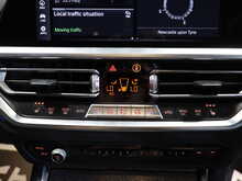 BMW 3 Series 330i M Sport - U12659