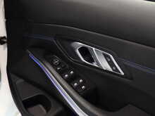 BMW 3 Series 330i M Sport - U12659