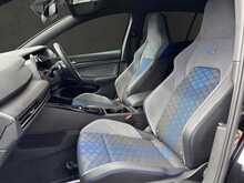 Volkswagen Golf TSI R - U12668