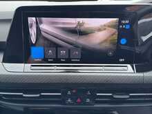 Volkswagen Golf TSI R - U12668