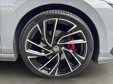 Volkswagen Golf TDI GTD - U12737