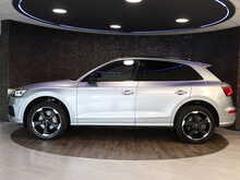 Audi Q5 TDI Black Edition - U12803
