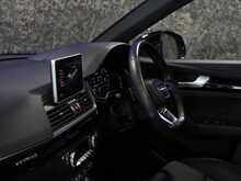 Audi Q5 TDI Black Edition - U12803