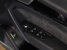 Audi Q5 TDI Black Edition - U12803