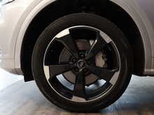 Audi Q5 TDI Black Edition - U12803