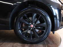 Jaguar F-PACE D200 MHEV R-Dynamic SE - U12835
