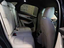 Jaguar F-PACE D200 MHEV R-Dynamic SE - U12835
