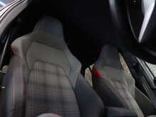 Volkswagen Golf TSI GTI - U12838