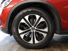 Mercedes-Benz GLC GLC220d Sport - U12875