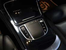 Mercedes-Benz GLC GLC220d Sport - U12875