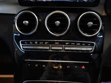 Mercedes-Benz GLC GLC220d Sport - U12875