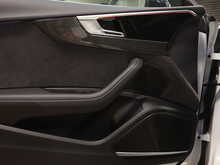 Audi RS5 TFSI V6 Carbon Black - U12876