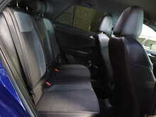 Volkswagen T-Roc TSI R - U12900