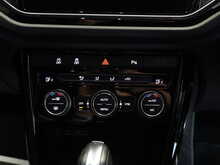 Volkswagen T-Roc TSI R - U12900