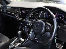 Volkswagen T-Roc TSI R - U12900