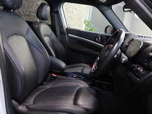MINI Countryman John Cooper Works - U12905