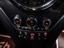 MINI Countryman John Cooper Works - U12905