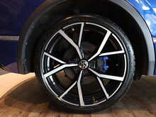 Volkswagen Tiguan TSI R - U12922