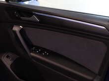 Volkswagen Tiguan TSI R - U12922
