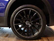 Mercedes-Benz GLB GLB200d AMG Line Night Edition - U12923