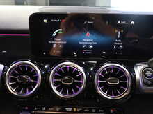 Mercedes-Benz GLB GLB200d AMG Line Night Edition - U12923