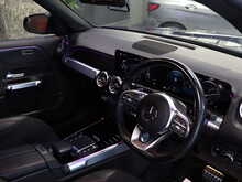 Mercedes-Benz GLB GLB200d AMG Line Night Edition - U12923