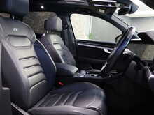 Volkswagen Touareg TDI V6 Black Edition - U12947