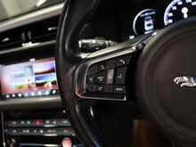 Jaguar XF S - U12952