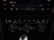 Volkswagen Golf TSI GTI Performance - U12961