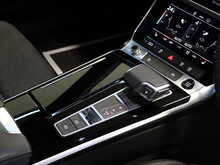 Audi A6 Saloon TDI Black Edition - U12964