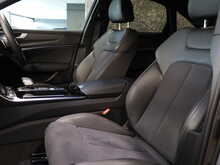 Audi A6 Saloon TDI Black Edition - U12964